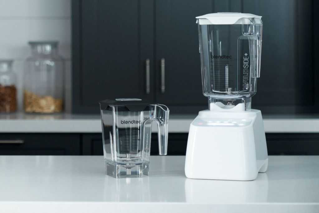 BlendTec Designer 625 Polar White