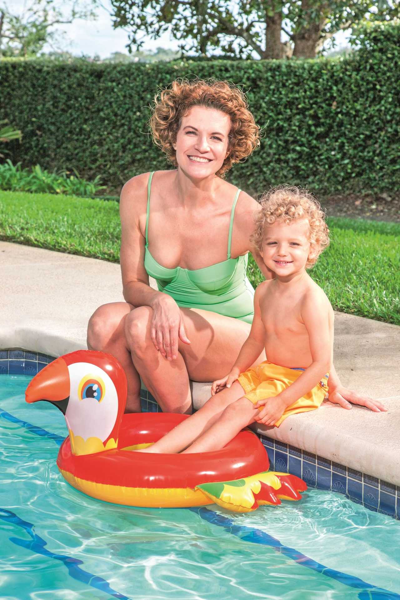 Bestway 36128 Animal-Shaped Swim Rings (Random Assortment)