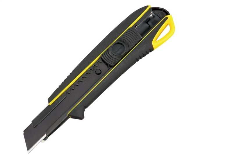 Tajima CUTTER KNIFE + BLADE SET DC560 18MM