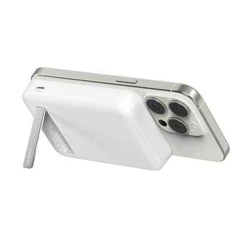BELKIN BoostCharge Pro 8000 mAh Magsafe, White