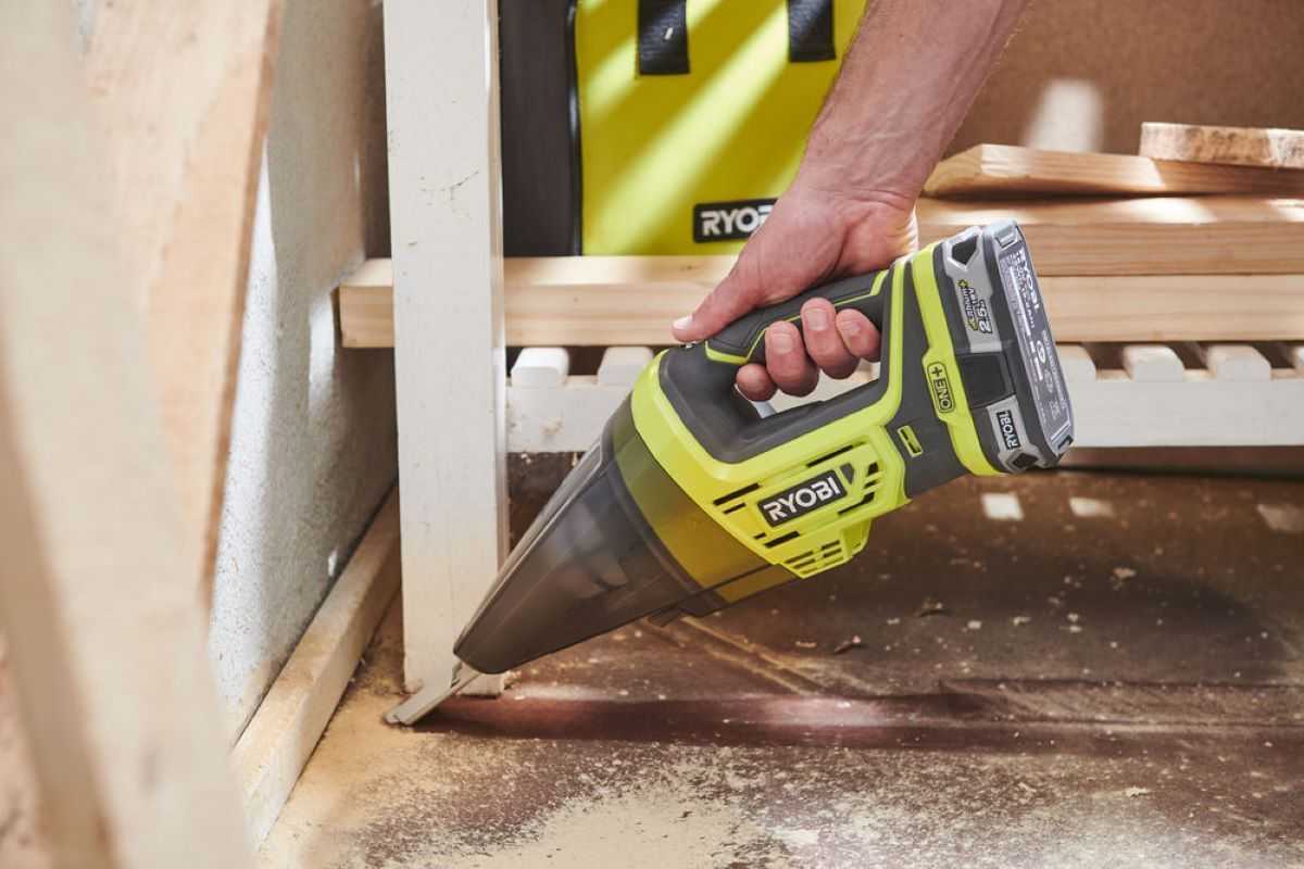 Ryobi 204844 18V Handheld Vacuum Cleaner